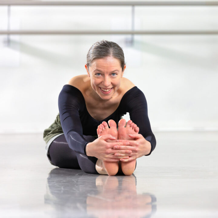 Perjantai-iltoihin yin-joogatunteja