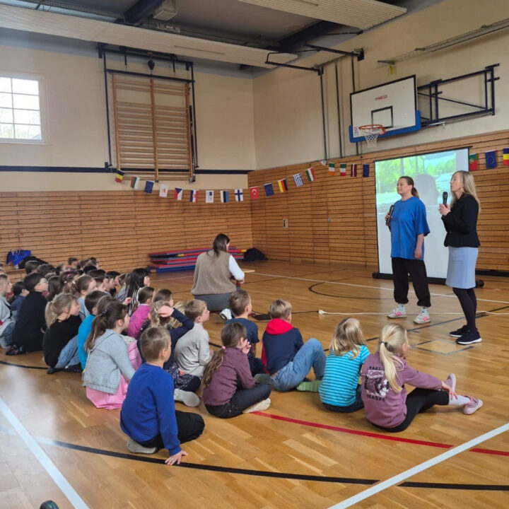 Hanna Yli-Tepsa opetusvierailulla Saksassa